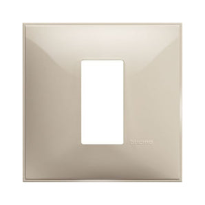 Cover plate - 1 centered module (R4801CR)