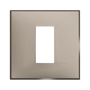 Cover plate - 1 centered module (R4801CS)